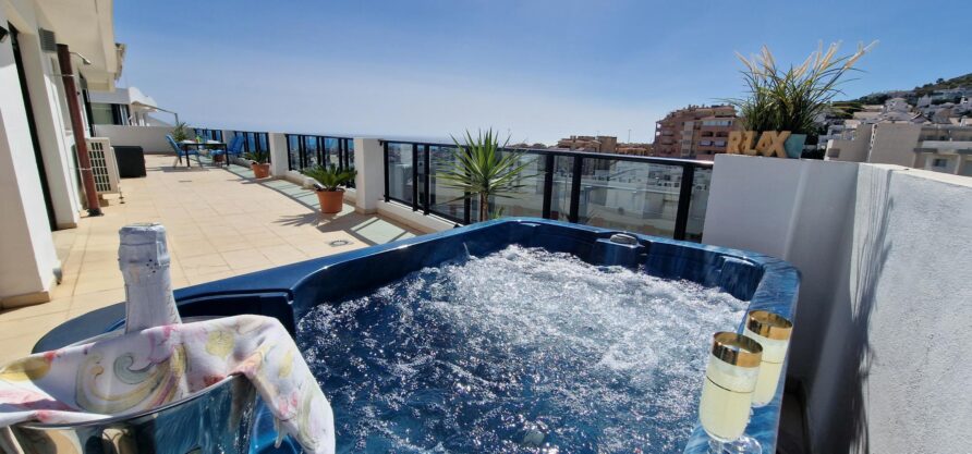 23 – Lidia Gardens penthouse in Riviera del Sol